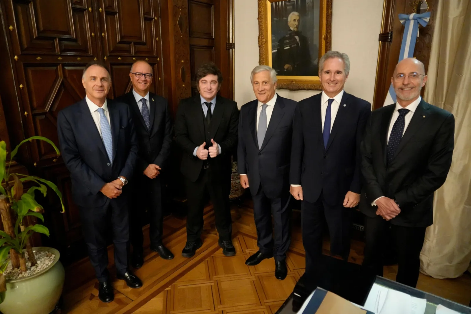 El ministro Antonio Tajani visitó Buenos Aires para fortalecer lazos económicos con Italia