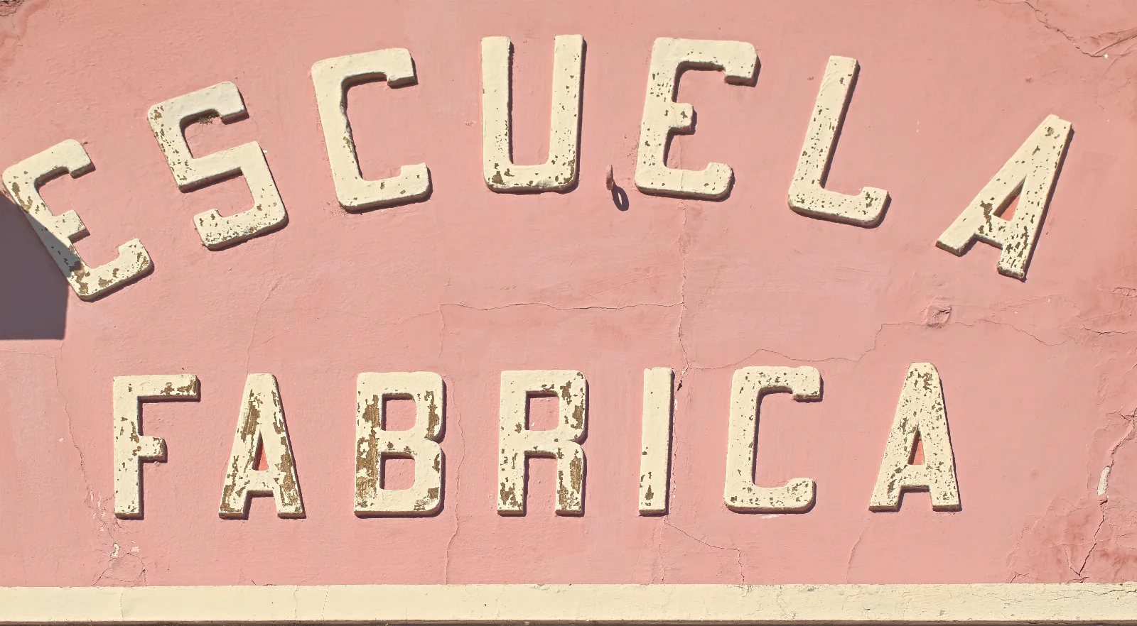 Sign of Escuela Fábrica, San Miguel de Tucumán, Argentina